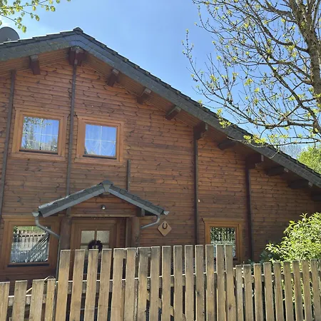 Ferienwohnung, דירה קלאוסטל-צלרפלד